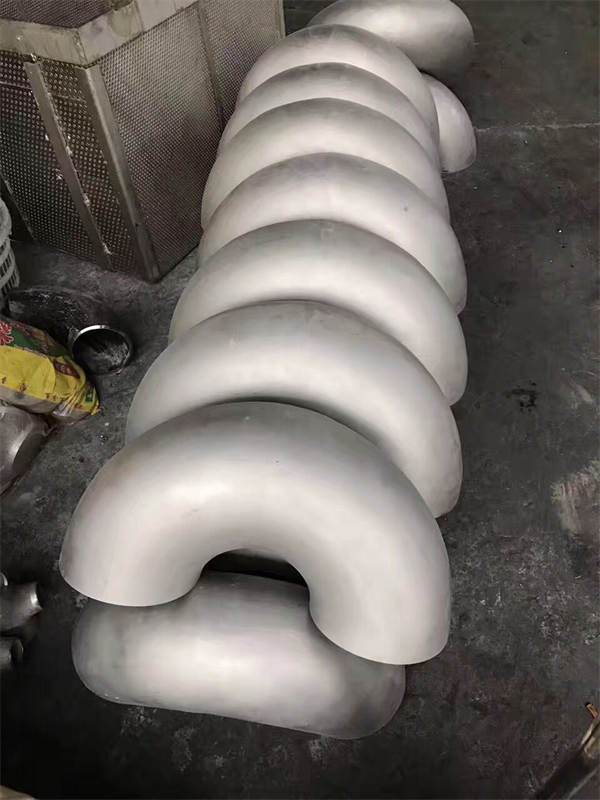 不銹鋼彎頭.jpg
